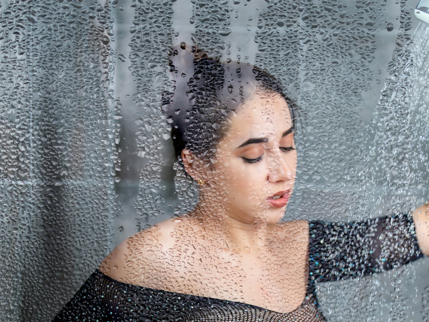 #02 Emilia – Private Moments