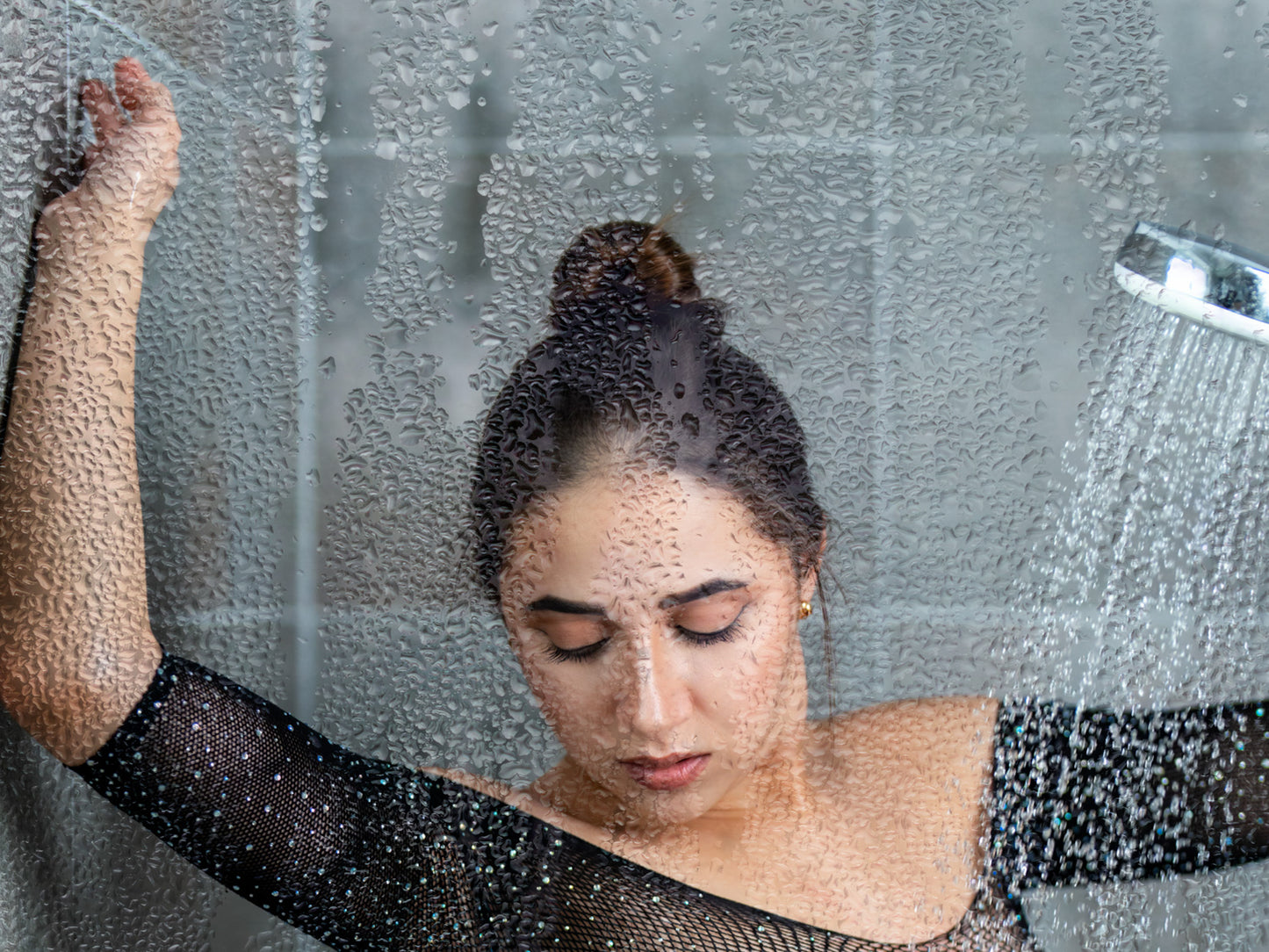 #03 Emilia – Private Moments